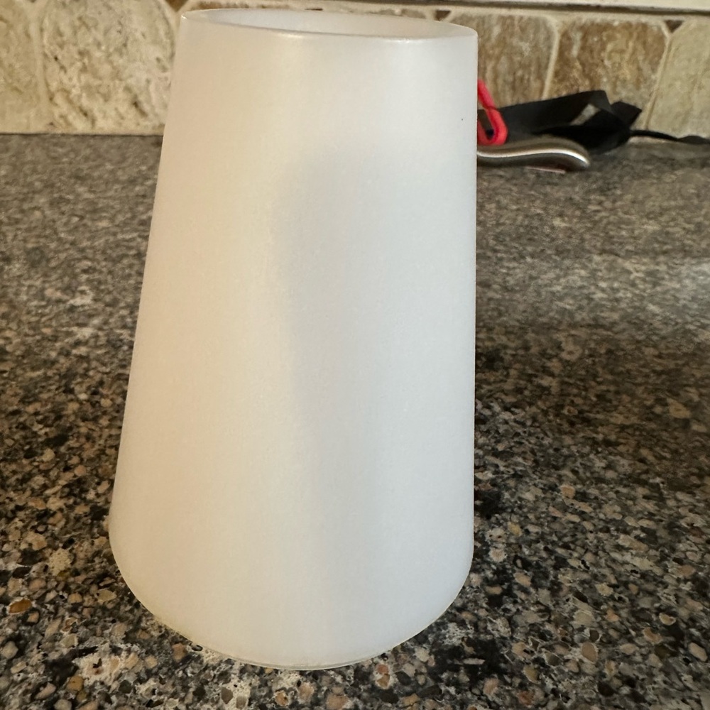 🌿 InstaNatural Essential Oil Diffuser with Power Adapter - Picture 4 of 6